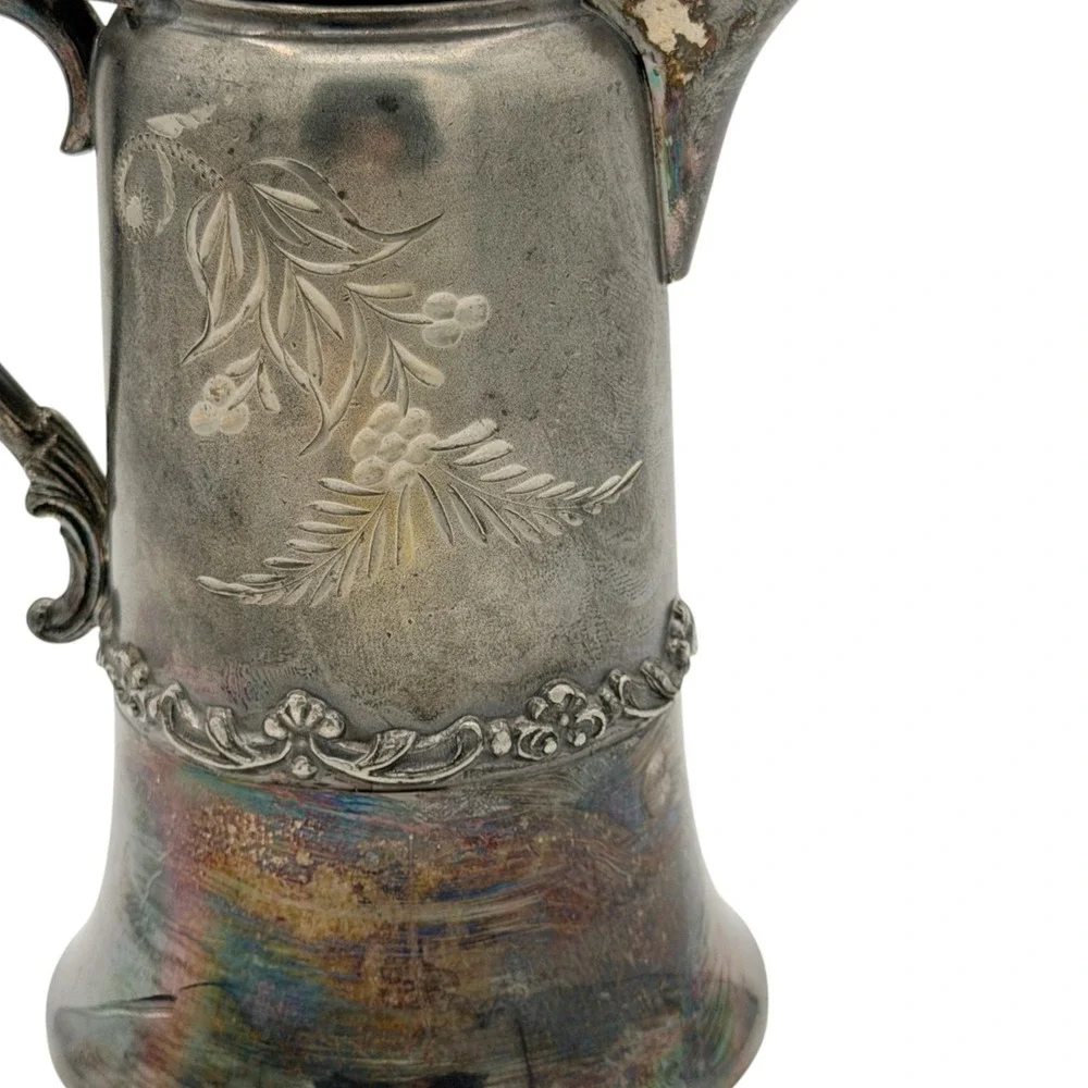 Silver Quadruple Plate Warren NY 851 Cream Syrup Pot‎ Pitcher Antique Floral 7